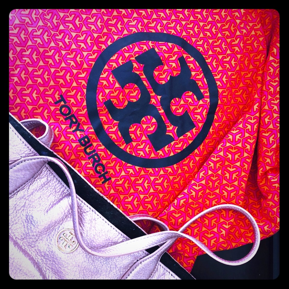 Authentic Tory Burch Metallic Pink Michell…